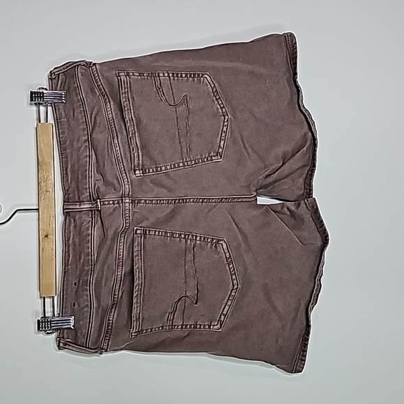 American Eagle super stretch size 10 mid rise jean shorts - Picture 4 of 8